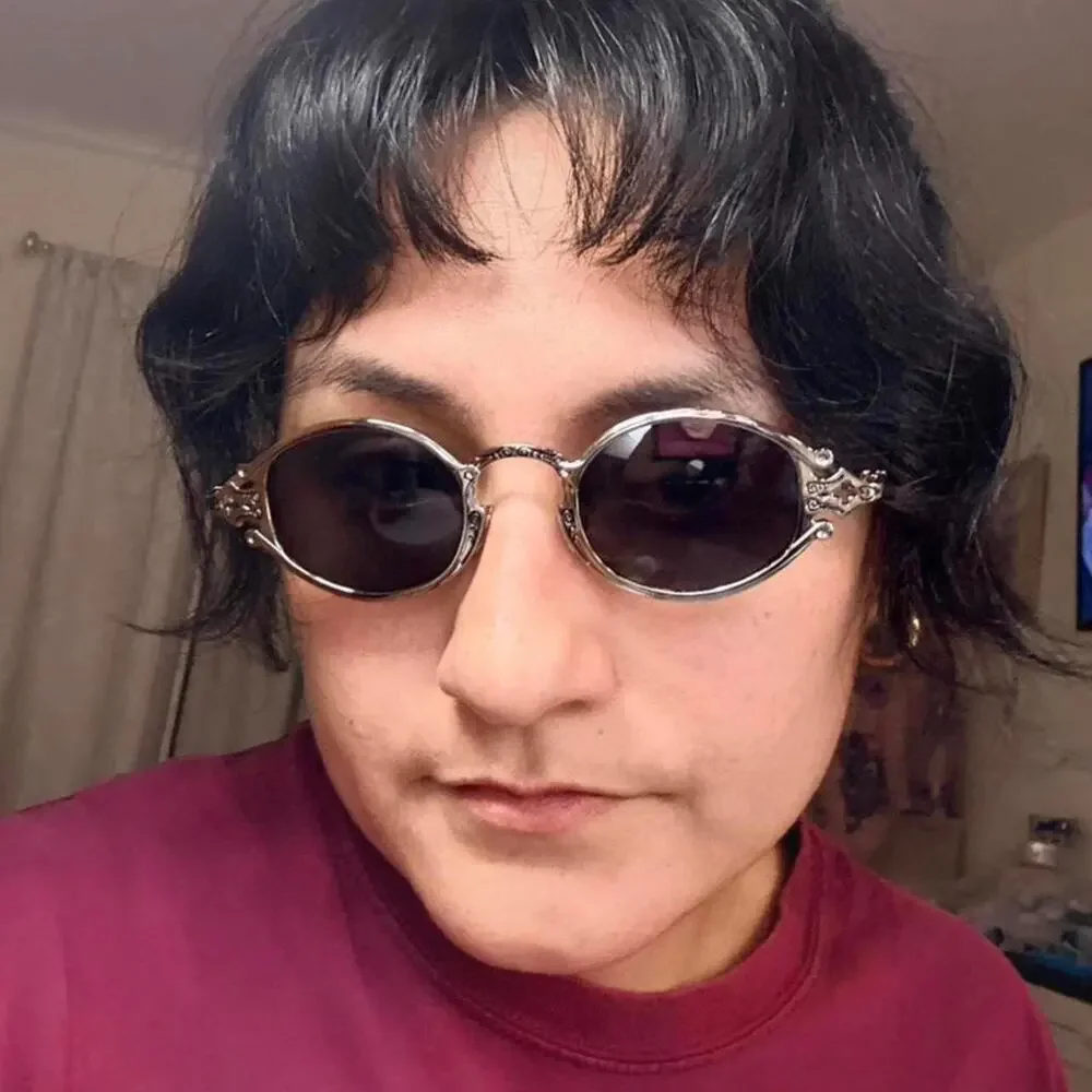 Vintage style steampunk oval sunglasses